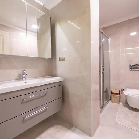 فيلة Luxury 4 Bedroom Villa Private Turkish Hamam&Sauna