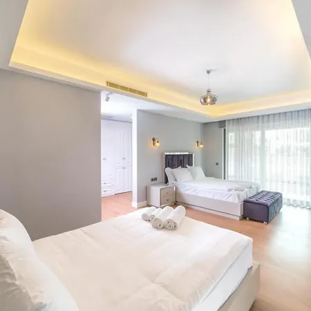 Luxury 4 Bedroom Villa Private Turkish Hamam&Sauna فيلة بودروم