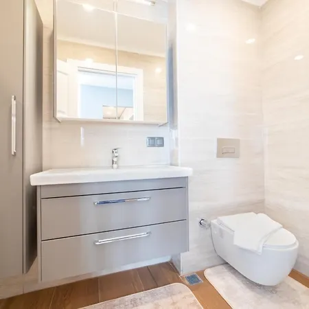 Luxury 4 Bedroom Villa Private Turkish Hamam&Sauna